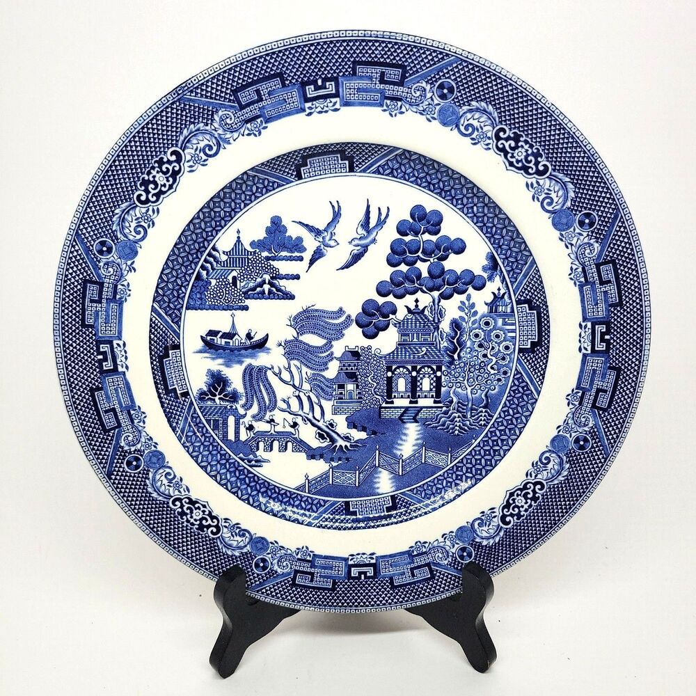 Johnson Brothers Blue Willow  10" Dinner Plate  GUC